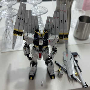 mg뉴건담버카 티타늄피니쉬(메탈프레임+더블핀판넬)