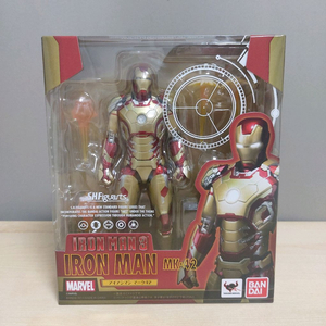 반다이 s.h.figuarts shf 아이언맨 마크42