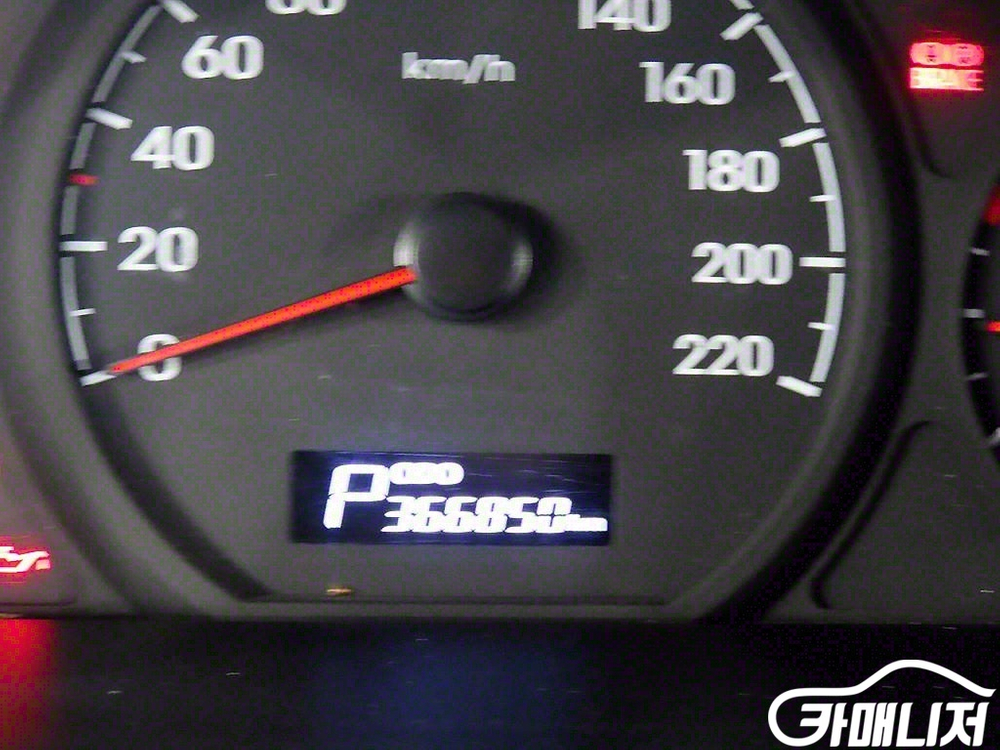 [현대]더 뉴 그랜드 스타렉스 2WD 밴 3인승 LPi 이미지