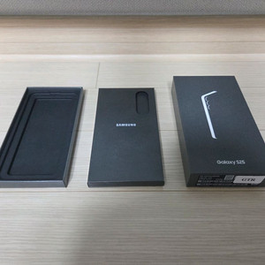 모든 구성품이 있는 갤럭시S25 핸드폰 빈 상자 팝니다