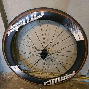 패스트포워드 RYOT 55mm 카본 휠셋 FFWD