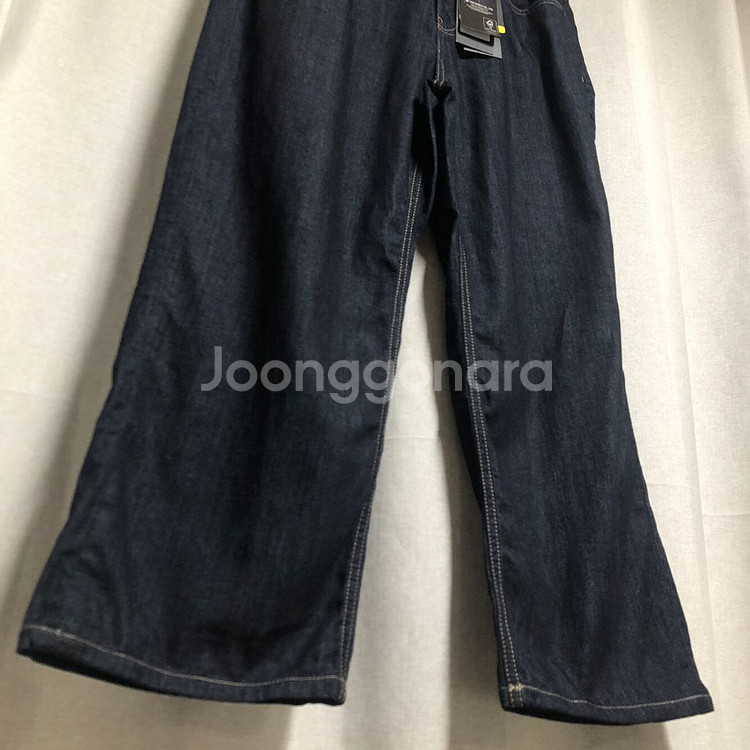(새상품) 무신사 스탠다드 릴렉스 생지 데님 팬츠 32--3