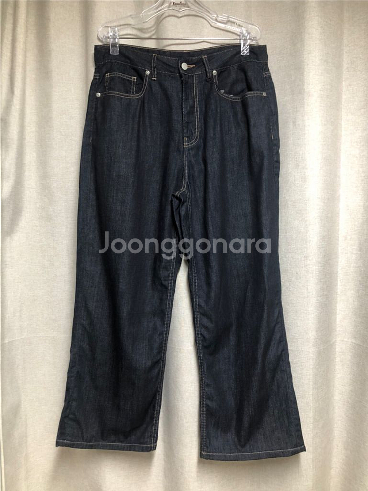 (새상품) 무신사 스탠다드 릴렉스 생지 데님 팬츠 32--0