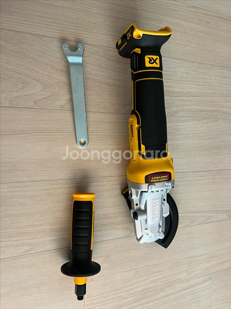 디월트 DCG405FN 20V 플랫헤드 그라인더 새제품--0