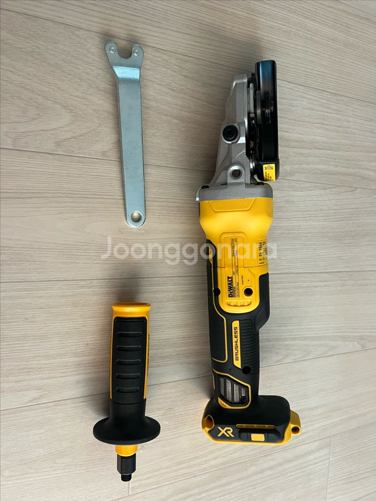 디월트 DCG405FN 20V 플랫헤드 그라인더 새제품--1