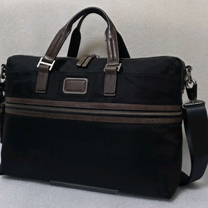 투미 알파 브라보 아비아노 슬림 브리프 22612HKH