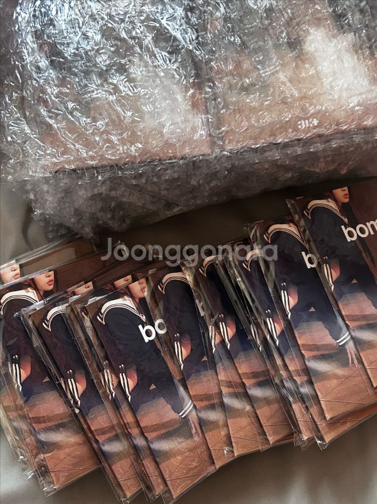 아일릿 bomb 위버스버전 앨범 미개봉 양도--0