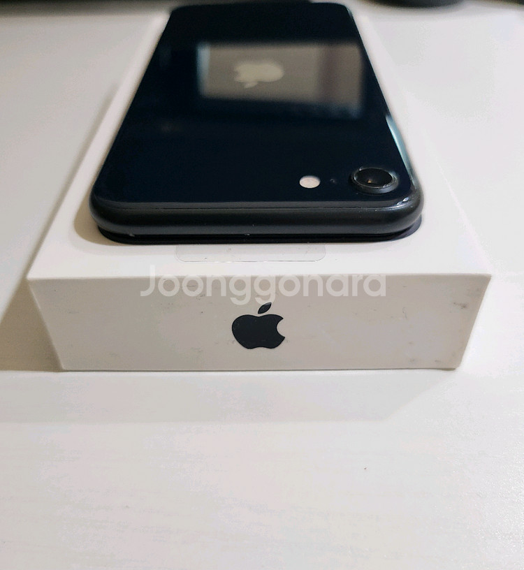 아이폰SE3 64GB 풀박스 (구성포함)--4