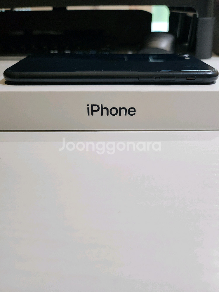 아이폰SE3 64GB 풀박스 (구성포함)--6