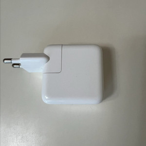 애플 29W USB-C 파워 어댑터
