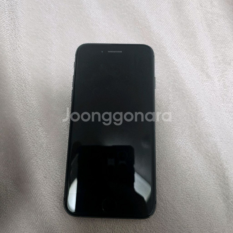 아이폰8 블랙 64G 판매 (초기화 완료,유심x)--1