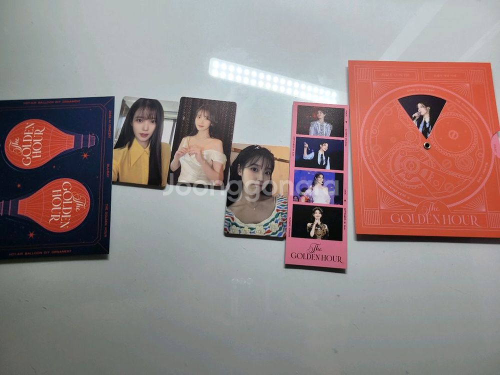 2022년 아이유 콘서트 더 골든아워 DVD--3