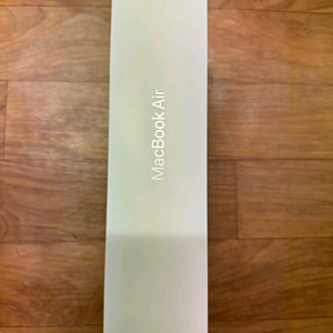 맥북 에어 M3 스타라이트 미개봉 새상품 에어 13 M