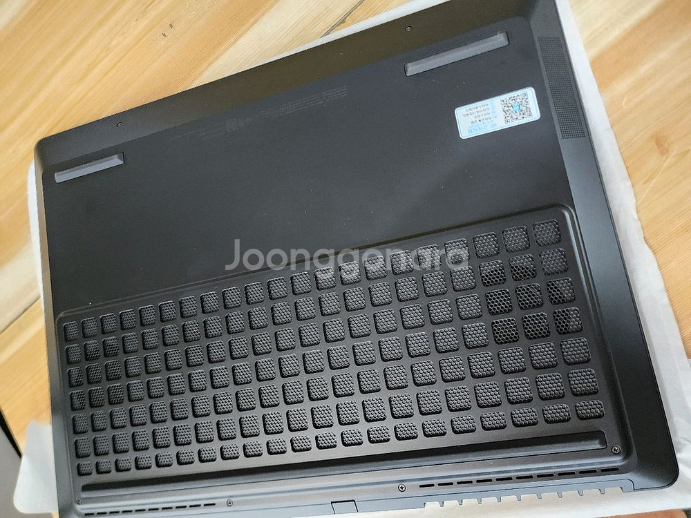 HP Omen MAX 16 게이밍 노트북 팝니다--15