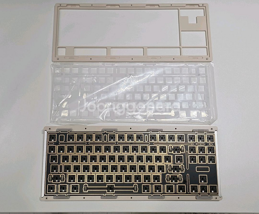 VARO M3 Pro 풀알루 유선 커스텀키보드 베어본--2