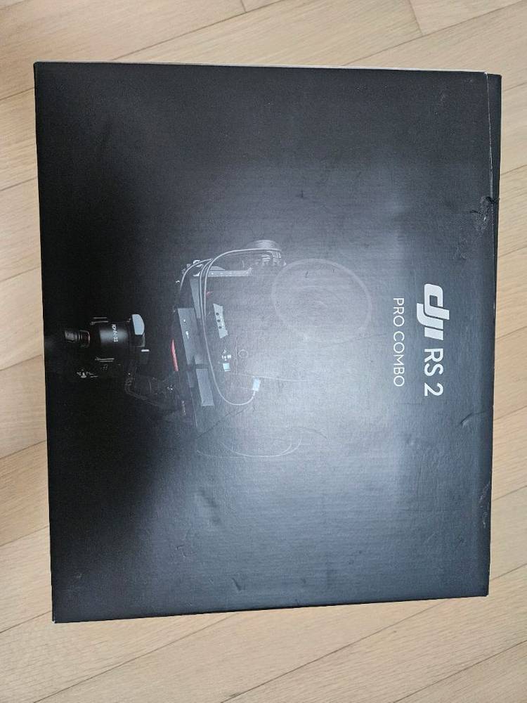 DJI RS2 PRO COMBO 팝니다. 이미지
