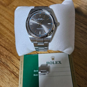 롤렉스 오이스터 퍼페츄얼 다크로듐 39mm