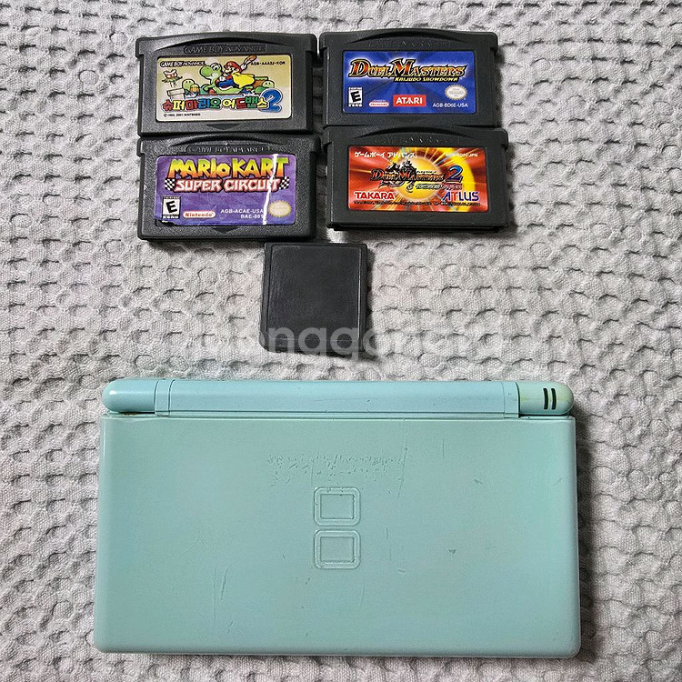 닌텐도 ds lite 아이스 블루 + GBA 칩 4개--6