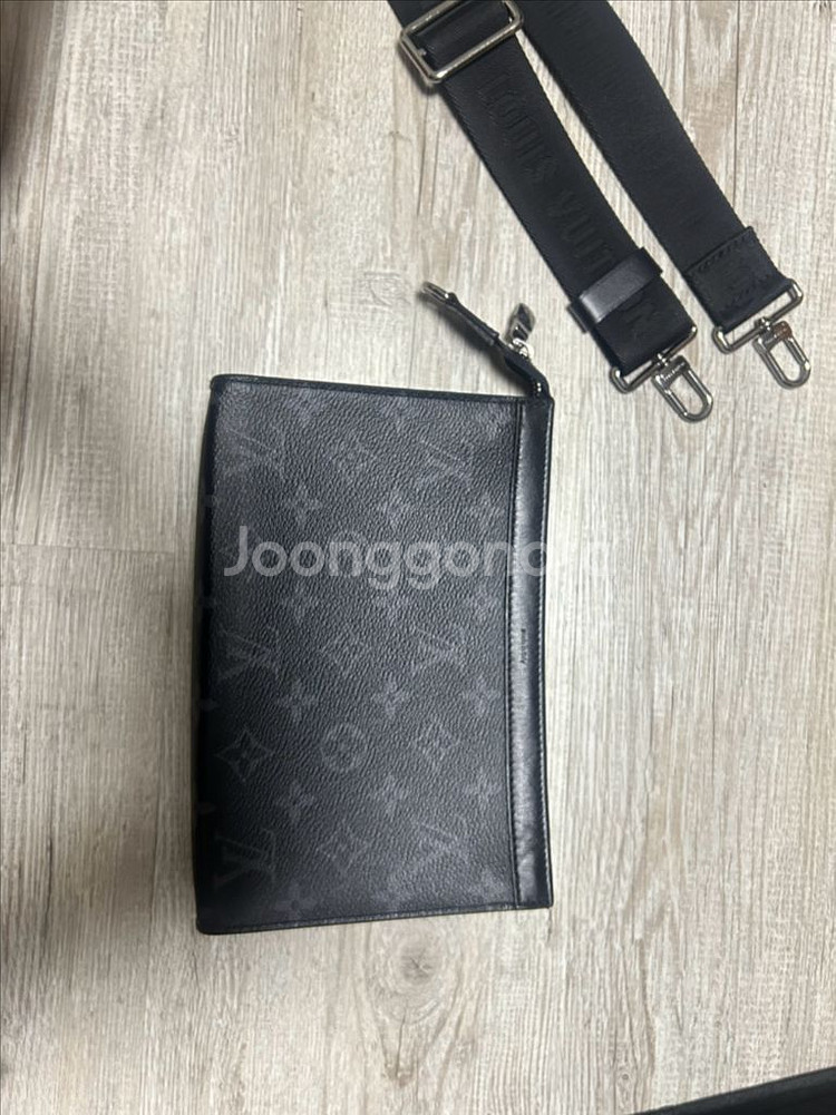 루이비통 가스통 월렛 크로스백 M81124--1