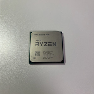 AMD 라이젠 5 3600 + 기본 쿨러