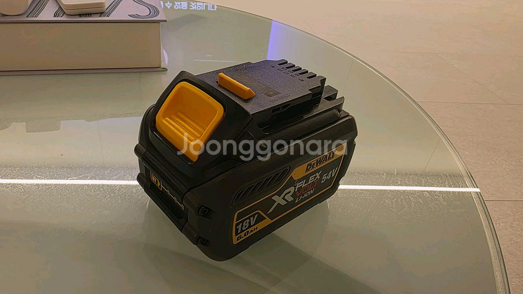 디월트 배터리 DCB546 6A--1