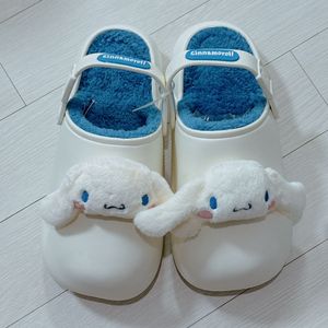 산리오 털 슬리퍼