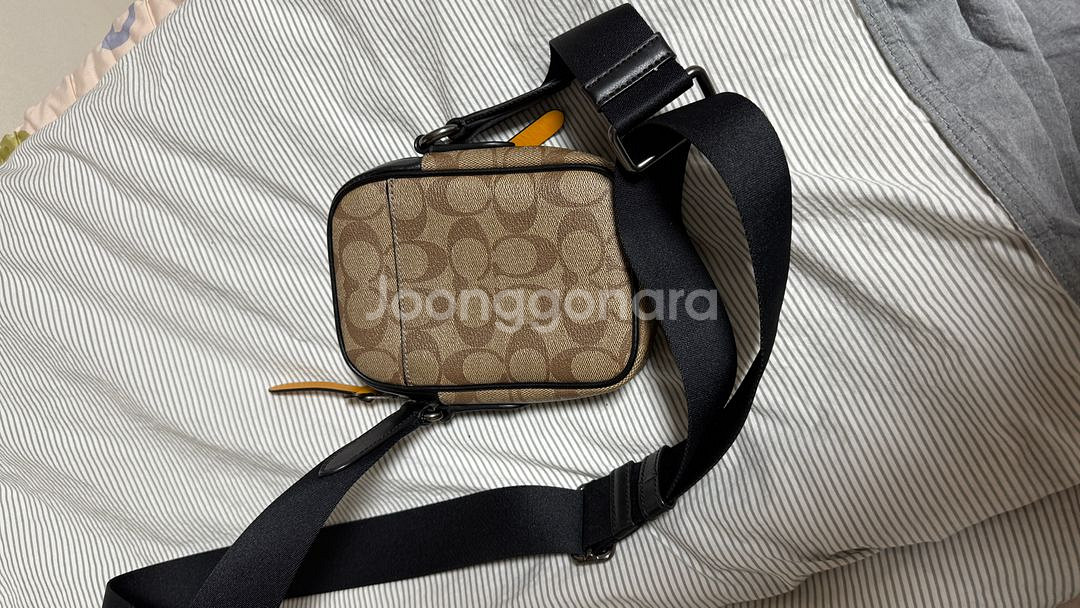 코치 크로스백--2