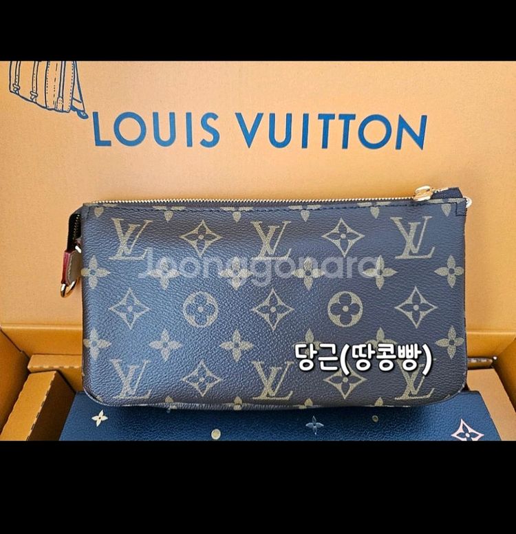 루이비통 포쉐트 악세수아(새제품)--0