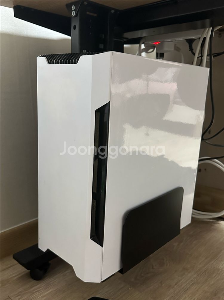 RTX 4060Ti 게이밍 본체 판매합니다--0
