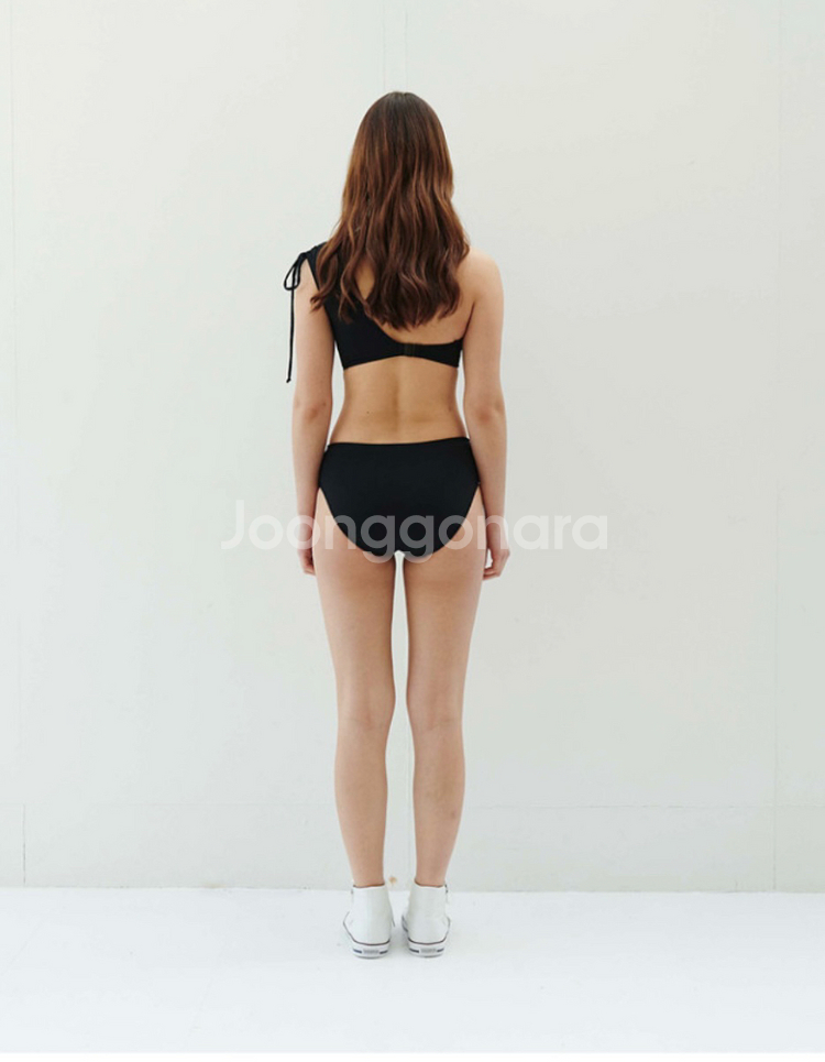 소냐레바이 모노키니--3