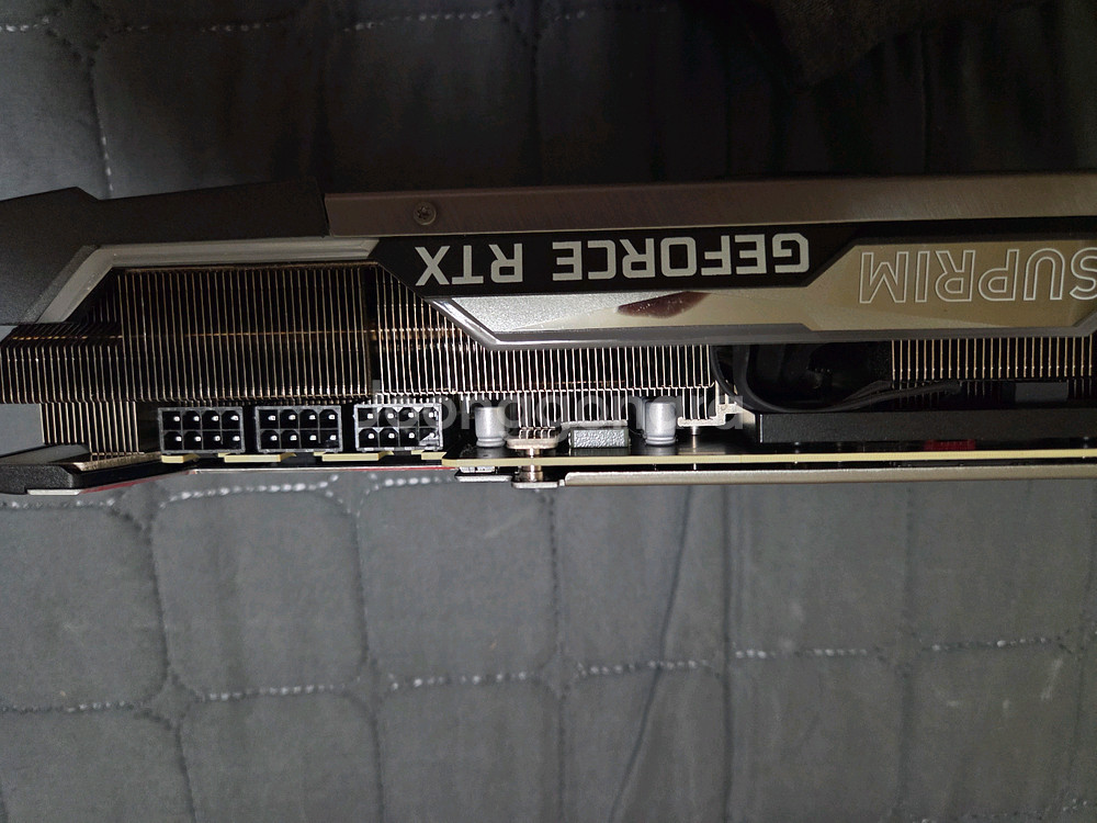 rtx 3080 슈프림 12gb 팝니다--1