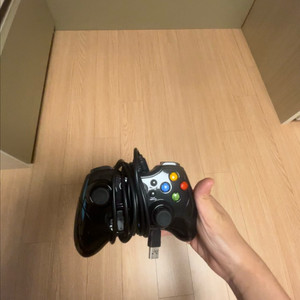 Xbox 360 유선 컨트롤러