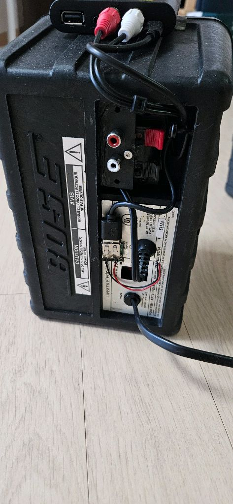 보스 블루투스 스피커 세트.--3