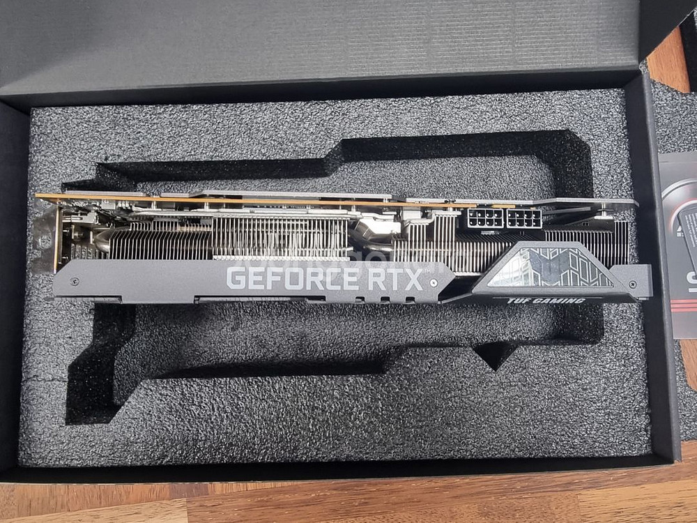 ASUS TUF GAMING 3080 10GB 그래픽--1