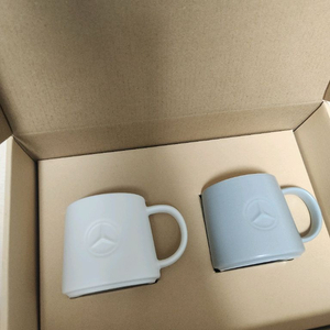 벤츠 머그컵 & 목베개 세트 이미지