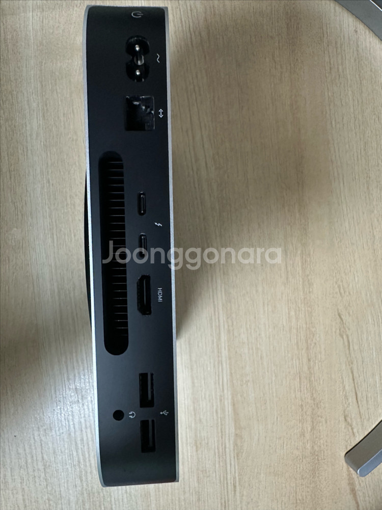 m1 맥미니 (256/8gb) S급 풀박(비닐까지 있어--3