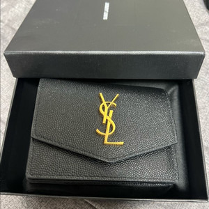 입생로랑 아코디언카드지갑