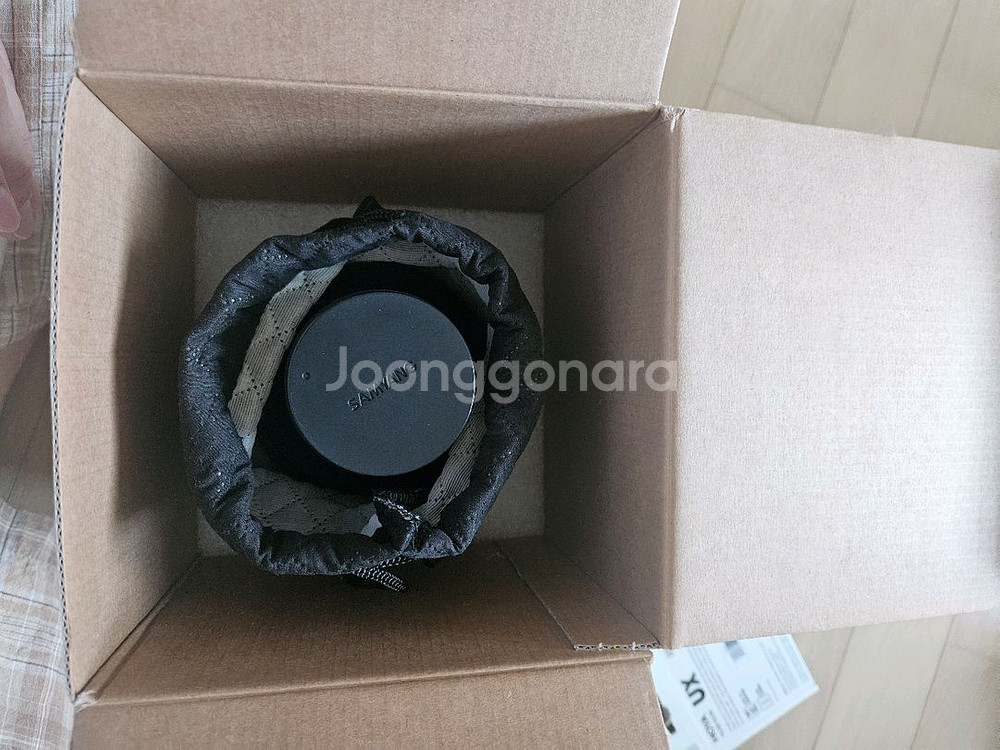 삼양 AF135mm F1.8 소니마운트 팝니다.--1
