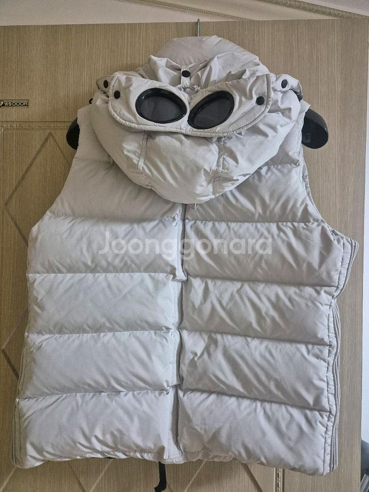 백화점판 정품 cp컴퍼니 밀레밀리아 패딩 조끼/M--2