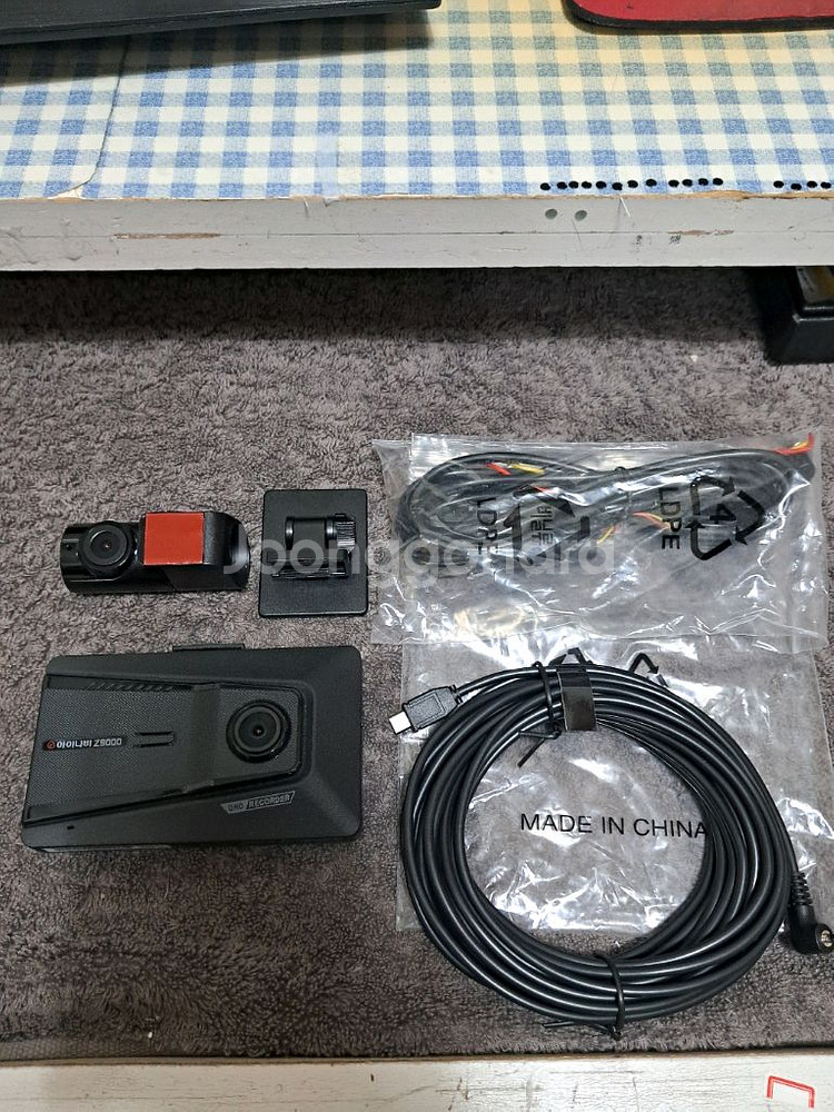 아이나비 Z9000.블랙박스 QHD 32G--0
