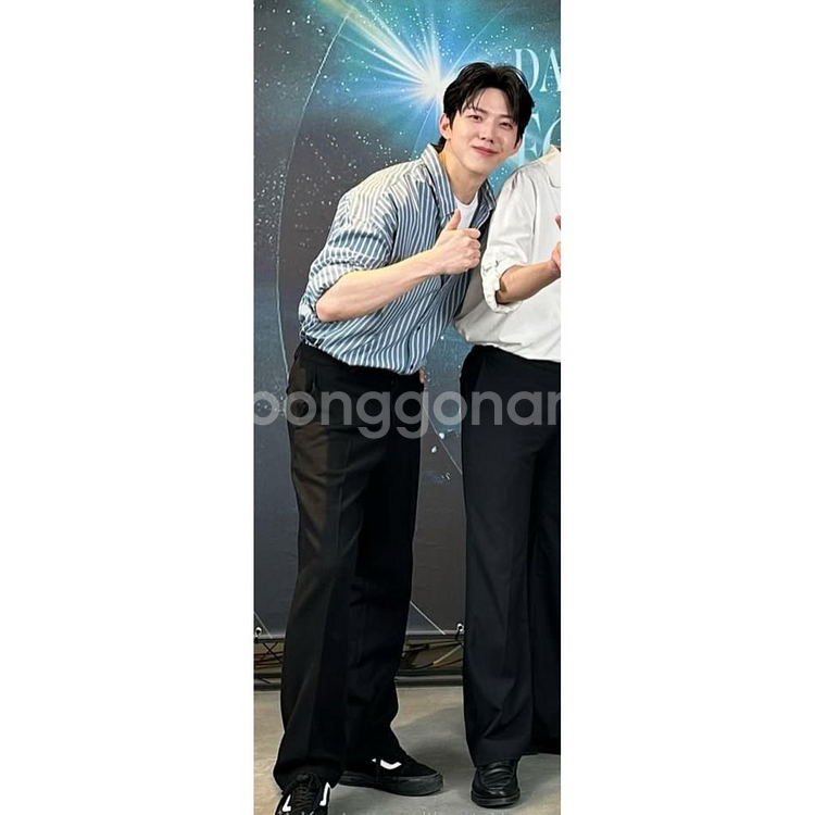 윤도운 운동화 반스 프리미엄 올드스쿨 LX 230--4