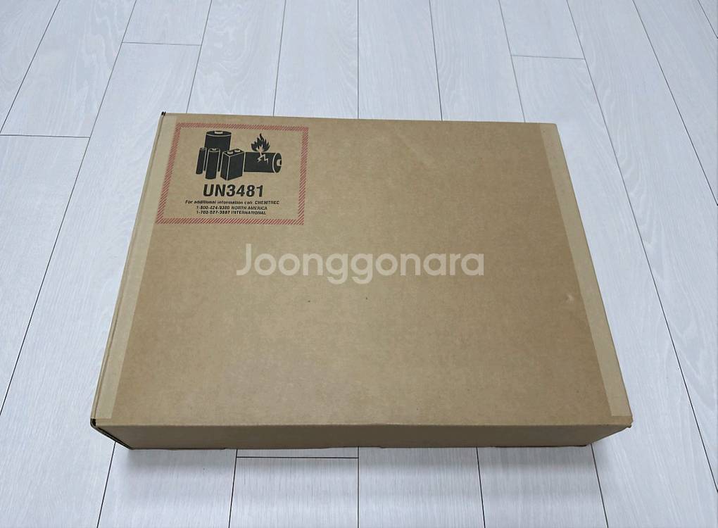 애플 맥북에어13 M2 16GB 256GB 미개봉--0