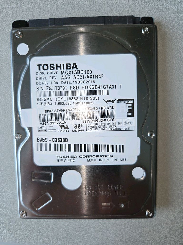 삼성.도시바 hdd 1테라 (2*2)4개 2.5인치--1