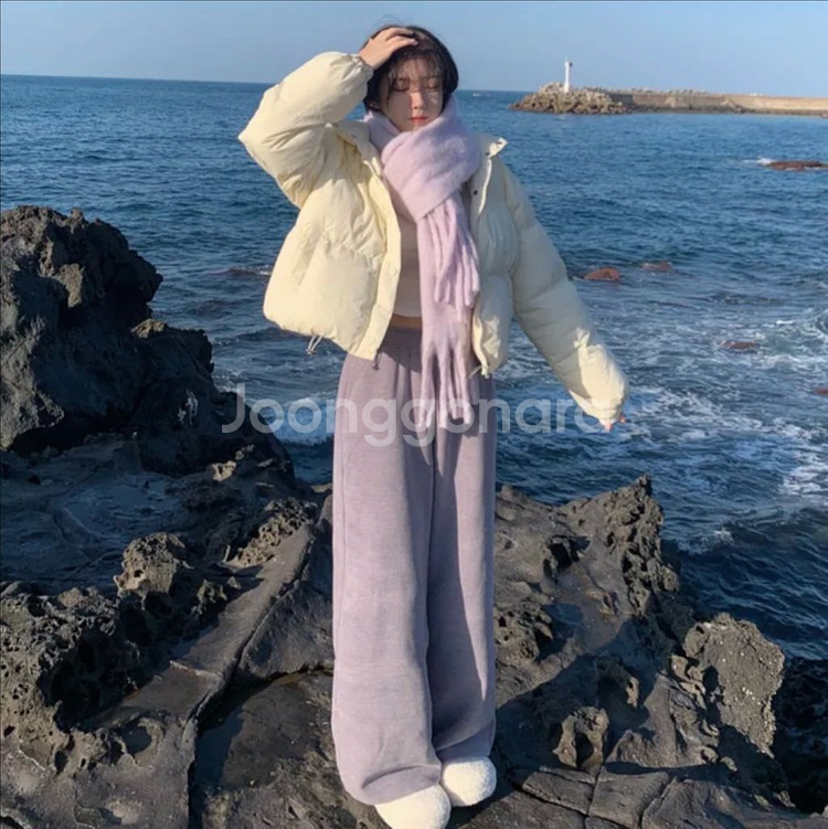 오버핏 스트링 누빔 점퍼 크롭 숏패딩--3