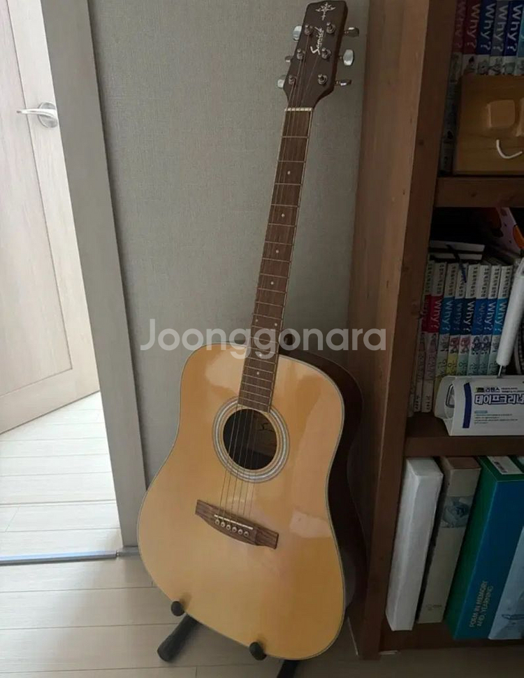 통기타 + 기타 거치대--0