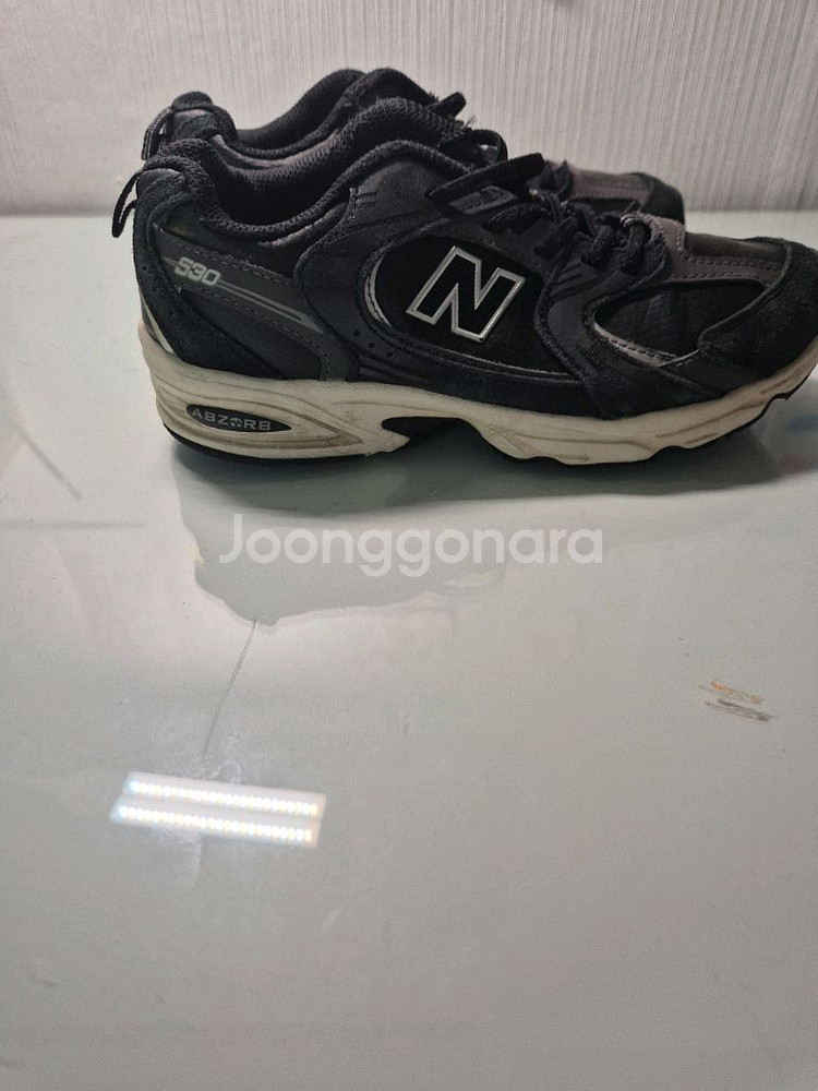 뉴발란스 530모델 어린이 운동화팝니다 사이즈 210--2