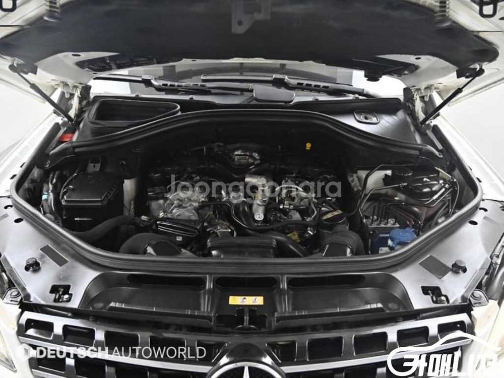 [벤츠]뉴 M클래스 W166 ML350 블루텍 4매틱--5