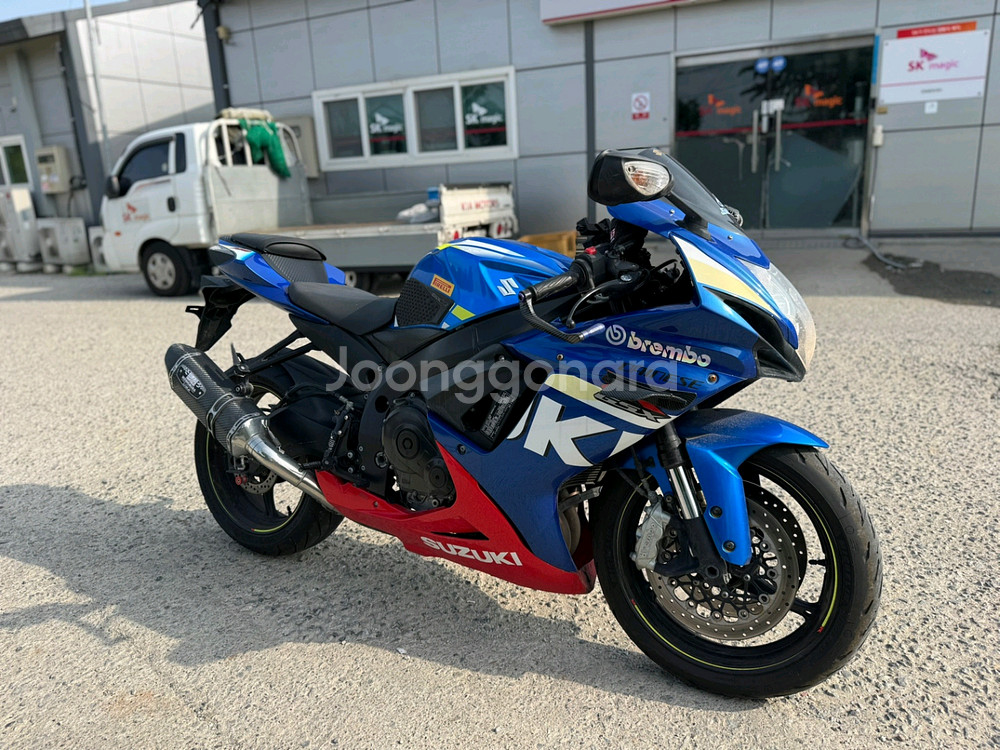 스즈키 r600 17년 상태좋은차량 팝니다--0