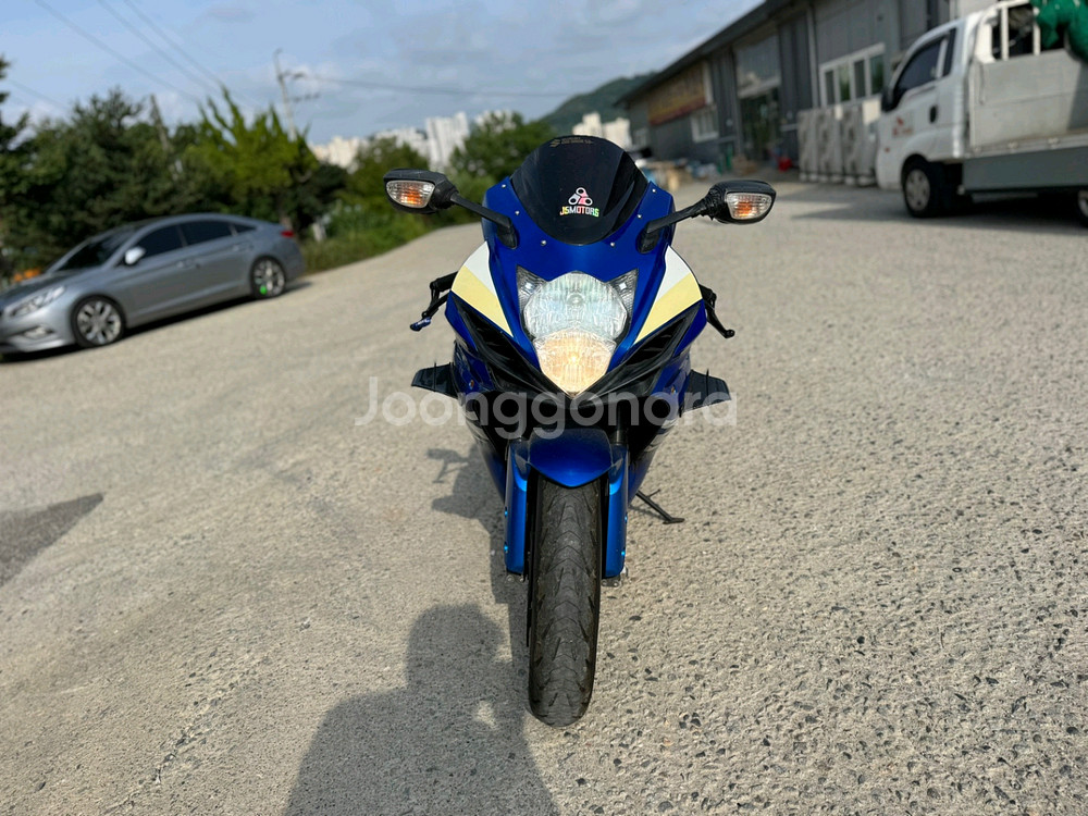 스즈키 r600 17년 상태좋은차량 팝니다--1
