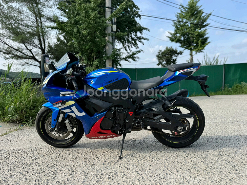 스즈키 r600 17년 상태좋은차량 팝니다--4